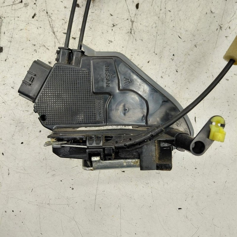 Nissan Versa Note Door Latch Lock Left Driver Front  2019 2018 2017