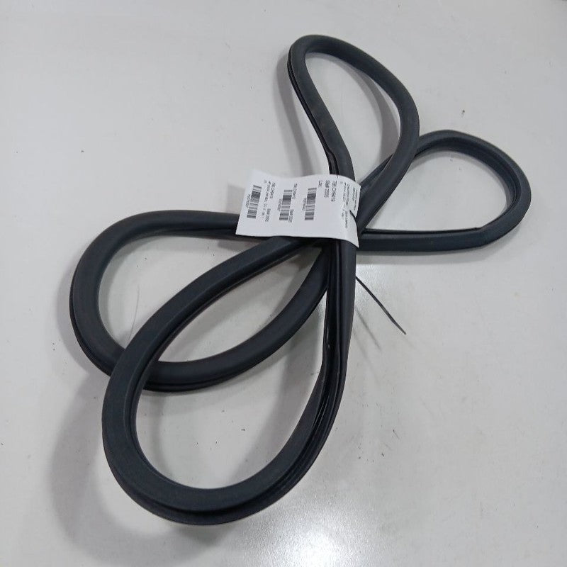 Jeep Compass On Body Door Jamb Seal Front Right Passenger  2018 2019 2020 2021