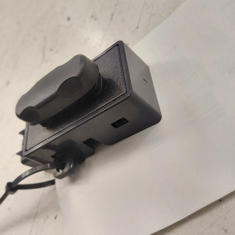 Chevy Trax Seat Switch Left Driver Power Seat Control  2022 2021