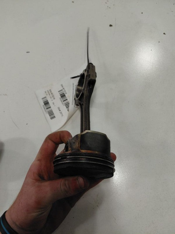 Kia Soul Single Piston With Connecting Rod   1.5 2017 2018 2019 OEM