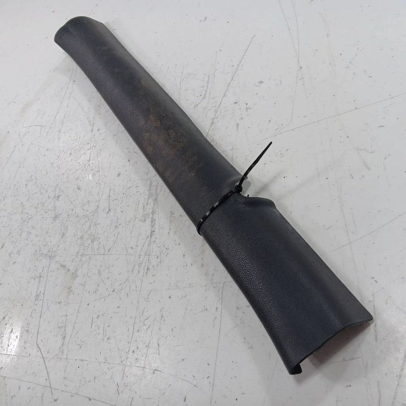 Hyundai Accent Sill Trim Plate Door Jam Threshold Left Driver Front  2012 2013 2