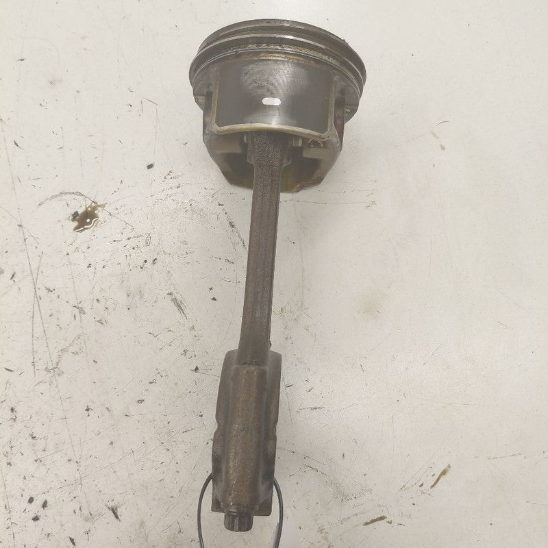 Volvo S60 Single Piston With Connecting Rod   2.5 2013 2014 2015