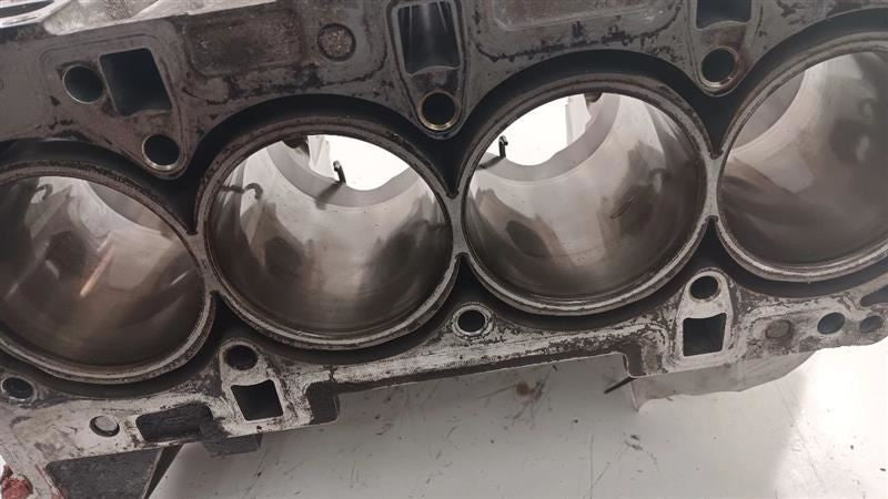 Cylinder Block Sedan 2.4L Fits 15 200