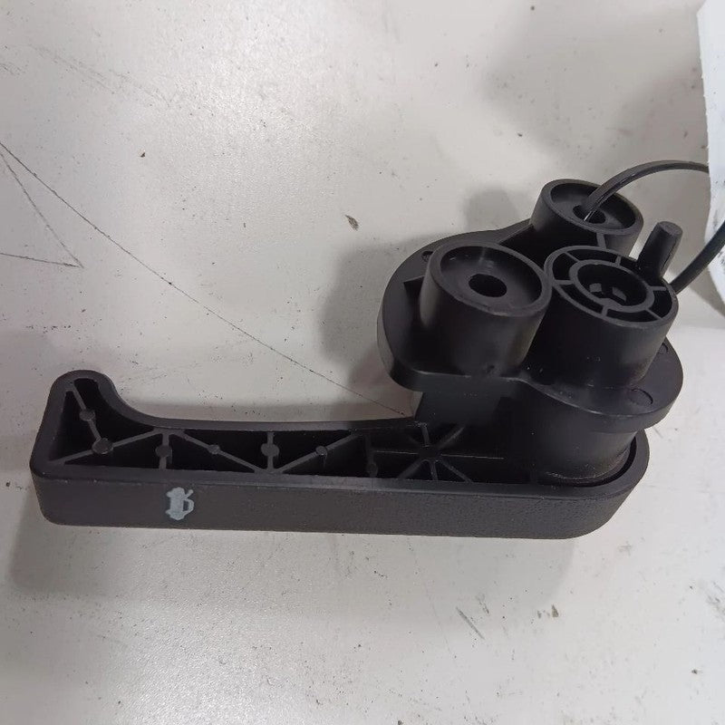 Hyundai Elantra Hood Latch Release Handle Lever Switch  2017 2016 2015