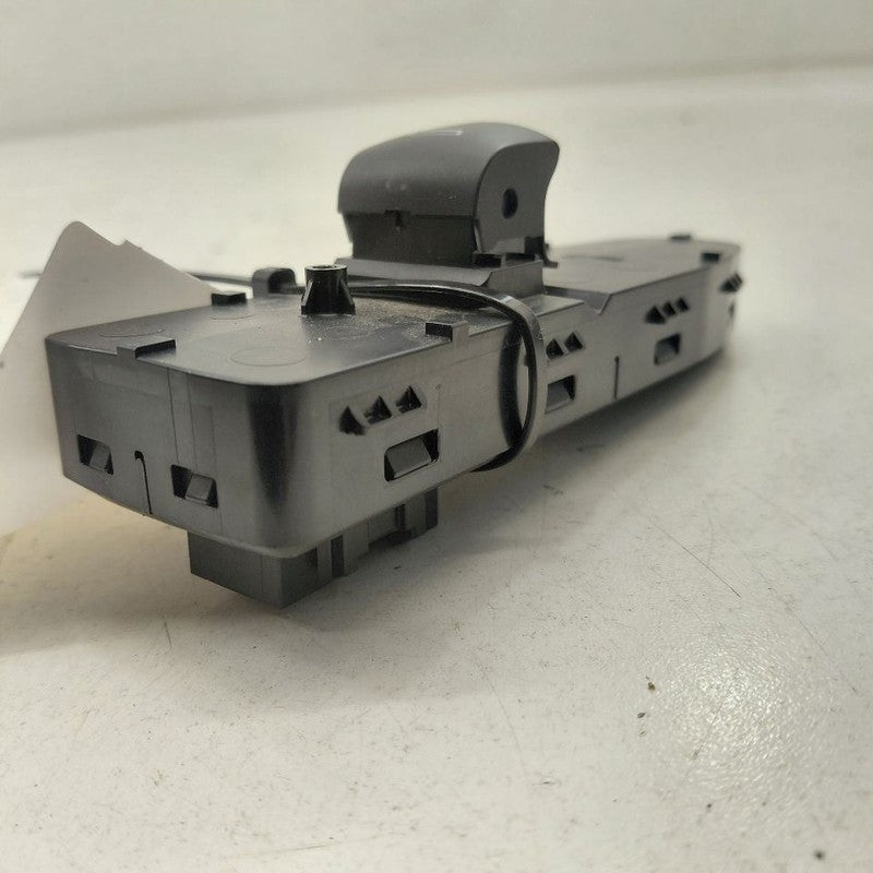 Chevy Volt Power Window Switch Right Passenger Front  2019 2018 2017 2