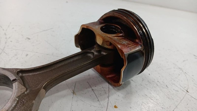 Subaru Impreza IMPREZA   2022 Piston2017 2018 2019 2020 2021 2022 OEM