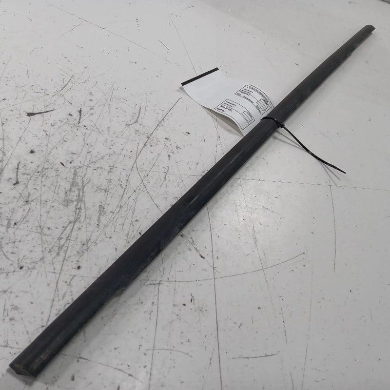 Fiat 500 Door Glass Window Weather Strip Trim Rear Right Passenger Sid