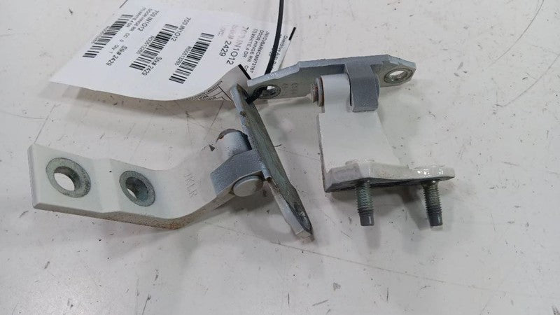 Infiniti G37 Door Hinge Set Right Rear Passenger  2011 2012 2013