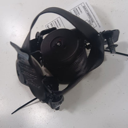 Kia Sorento Passenger Right Rear Third Row Seat Belt Strap Retractor 2018 2017 