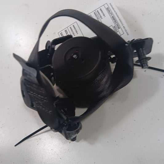 Kia Sorento Passenger Right Rear Third Row Seat Belt Strap Retractor 2018 2017 