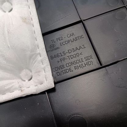 Hyundai Tucson Passenger Right Side Console Trim 2019 2020 2021