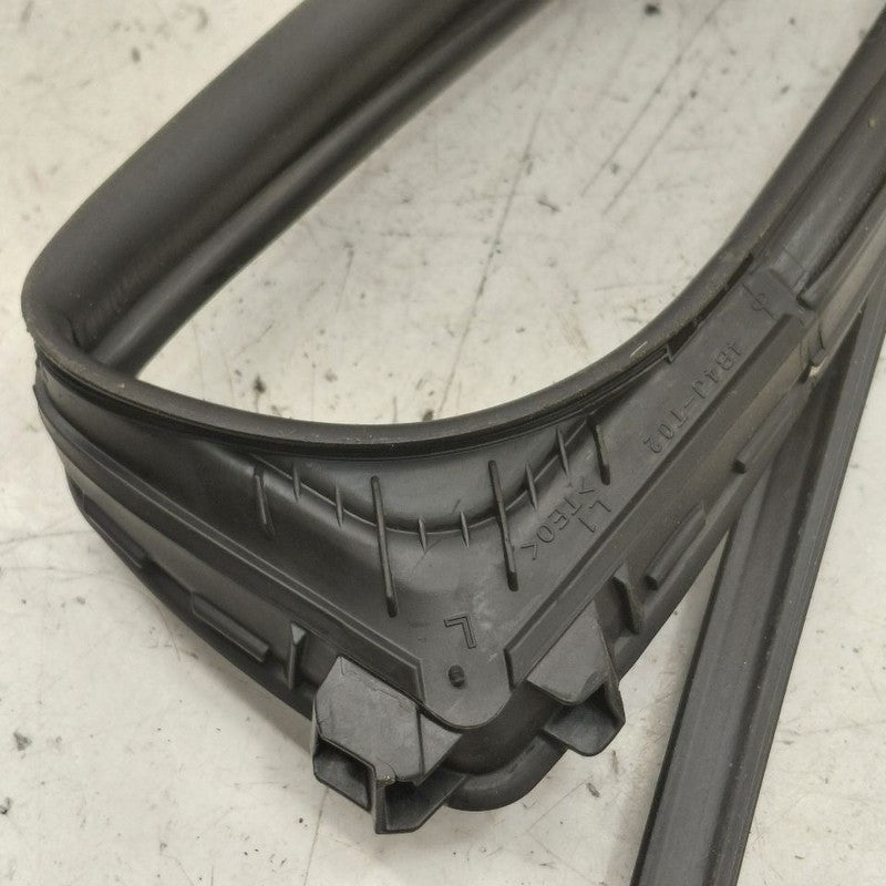 Mitsubishi Outlander   Door Glass Window Seal Rubber Left Driver Rear 