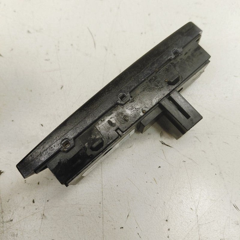 Cadillac XTS Hazard Switch 4 Way Flasher Button      2016 2017 2018