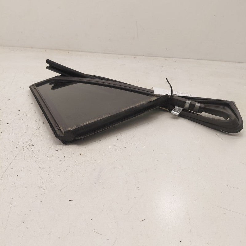 Passenger Right Rear Door Vent Glass Window Fits 24-25 Chevy Trax