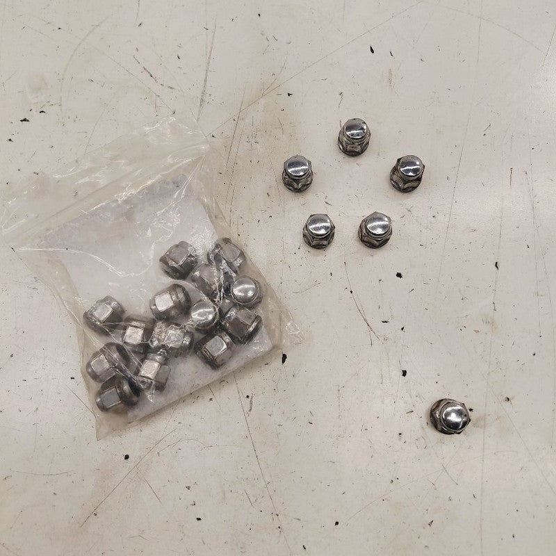 Honda CR-Z Lug Nut Set  2015 2014 2013