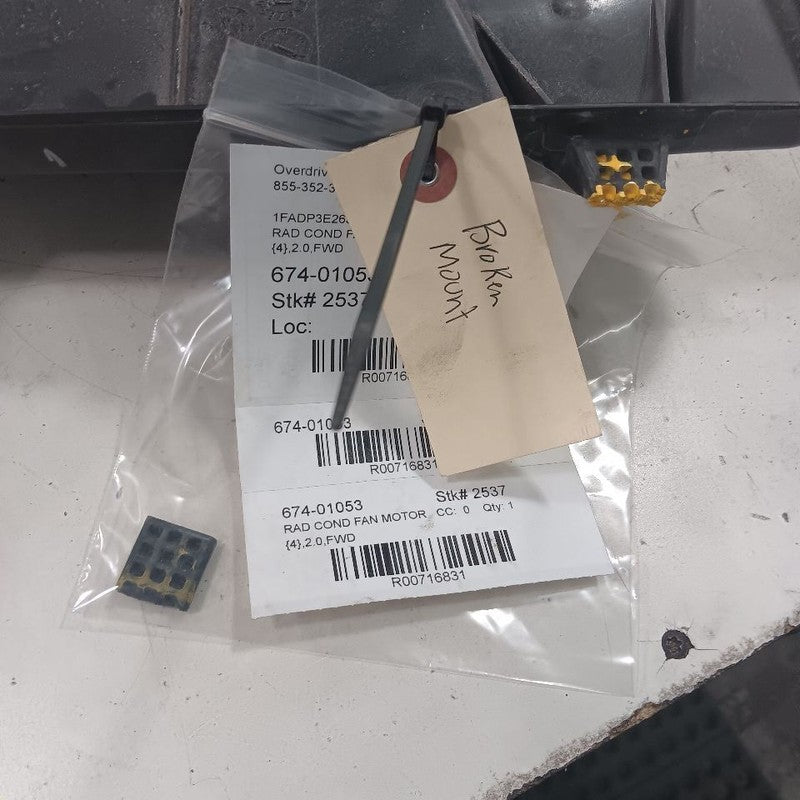 Radiator Cooling Fan Motor Electric EV Fits 12-18 Ford Focus OEM