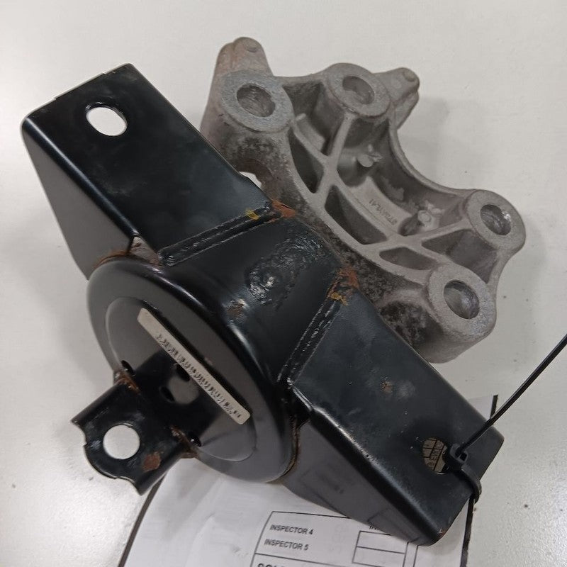 Buick Encore 1.4 Engine Motor Mount Left Driver  2019 2018 2017 OEM