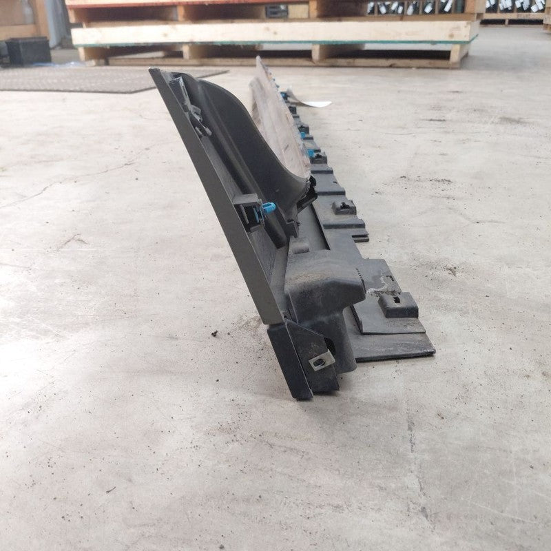 Chevy Volt Rocker Panel Trim Cover Molding Skirt Left Drivers  2019 20