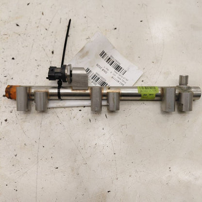 Kia Sorento Left Front Fuel Rail Injection Injector Mount Bar  2018 20