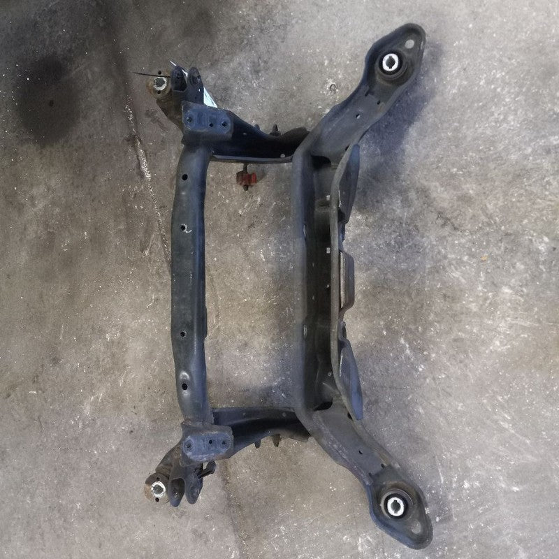 Rear Crossmember Support Frame VIN L 1st Digit LWB AWD Fits 16-18 Volv