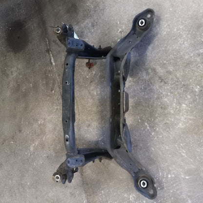 Rear Crossmember Support Frame VIN L 1st Digit LWB AWD Fits 16-18 Volv