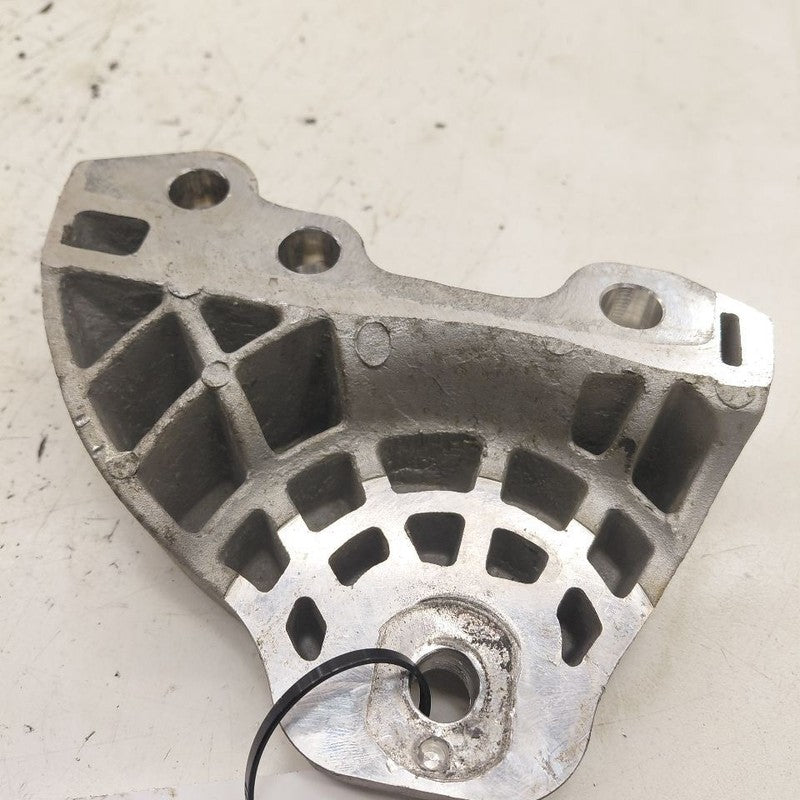 Hyundai Santa Fe Engine Motor Mount Bracket Right Passenger  2019 2020