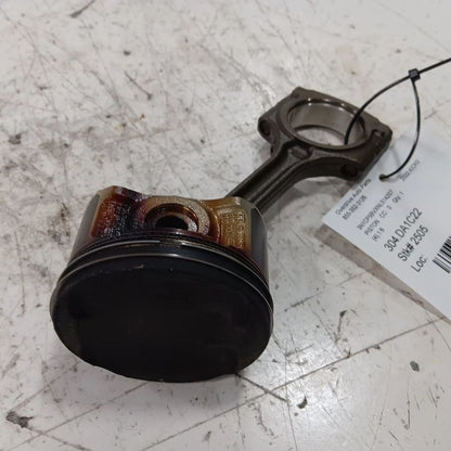 Nissan Kicks Single Piston With Connecting Rod   2021 2022 2023 2024