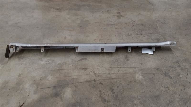 Nissan Maxima Rocker Panel Trim Cover Molding Skirt Right Passenger Si