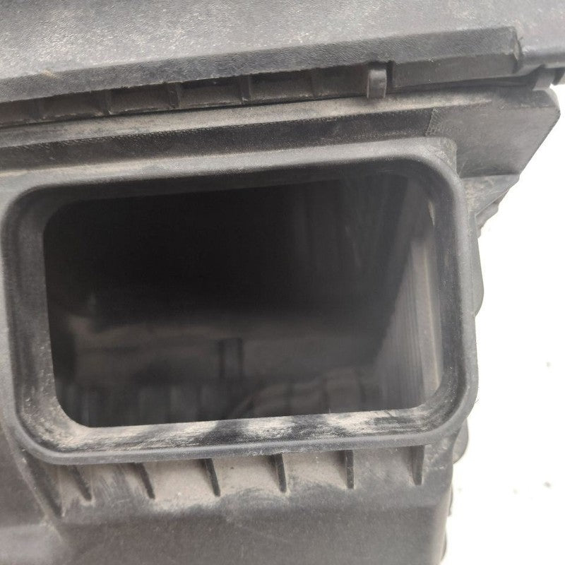 Air Cleaner Filter Box 3.3L Fits 16-18 Kia Sorento