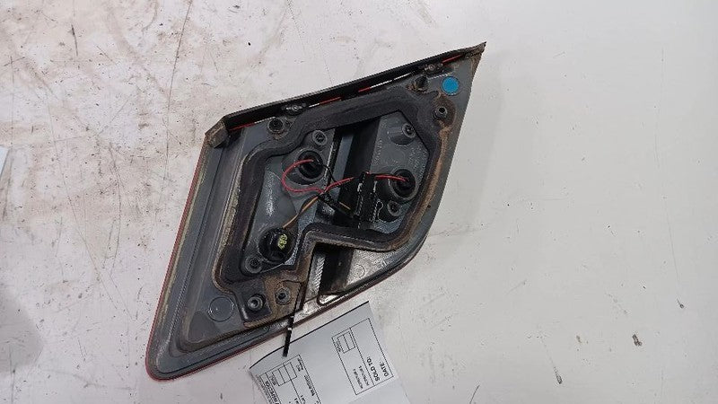 Passenger Right Tail Light Brake Lamp Without Police Package Fits 13-1
