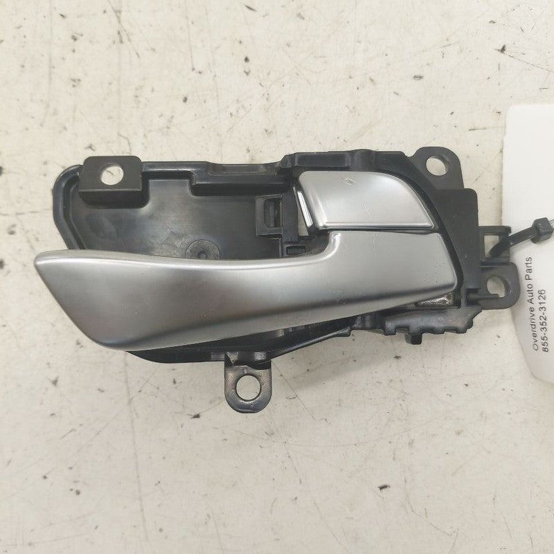 Kia Sorento Door Handle Right Passenger Rear Interior Inside  2018 201