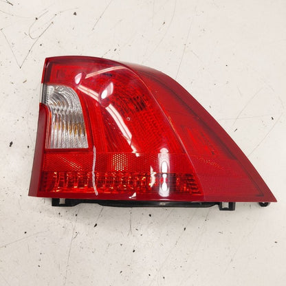 Passenger Right Tail Light Brake Lamp Quarter Panel VIN L Fits 16-18 V