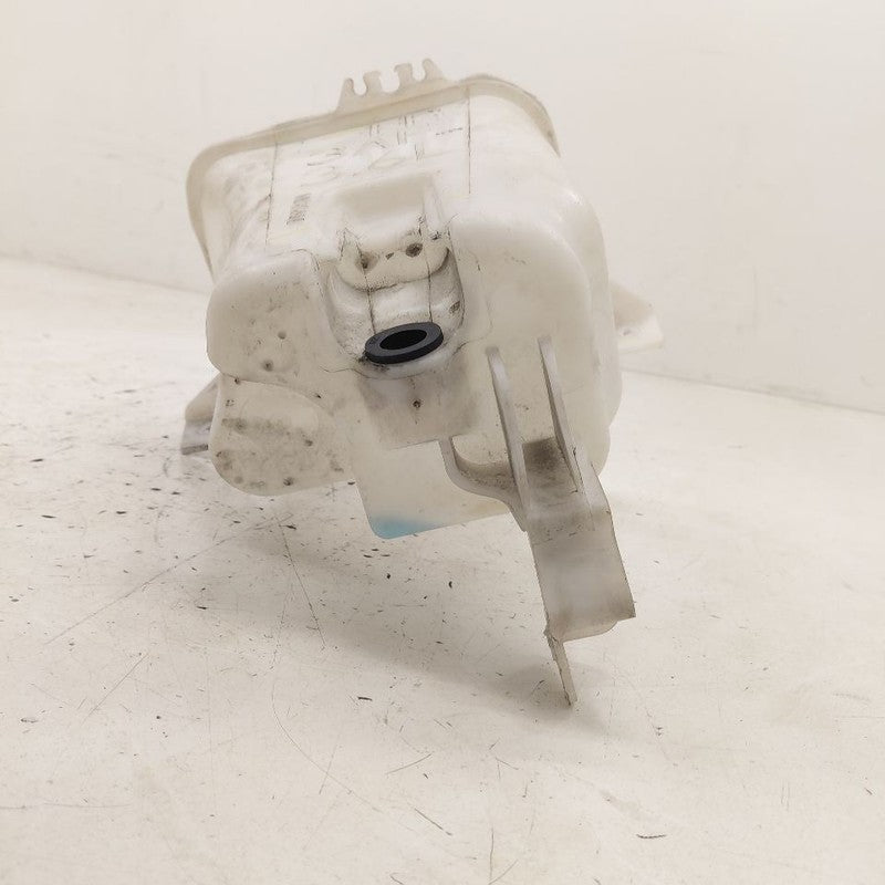 Windshield Washer Fluid Reservoir Hatchback Note Fits 14-19 Nissan Ver