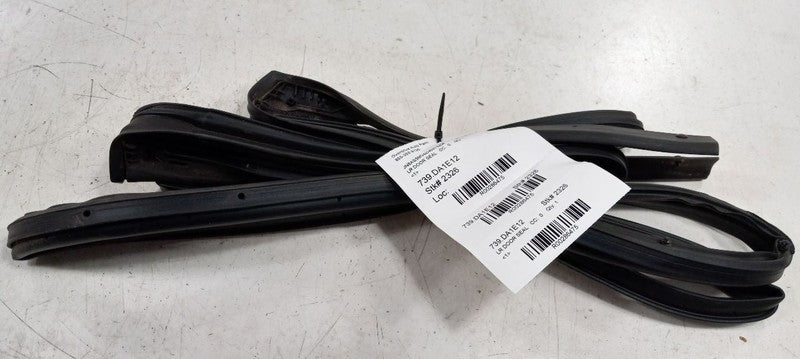 Nissan Rogue On Door Seal Rubber Left Rear Back 2012 2013 2014 2015