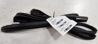 Nissan Rogue On Door Seal Rubber Left Rear Back 2012 2013 2014 2015