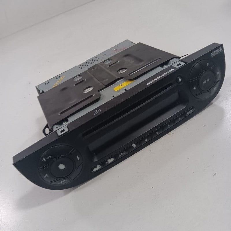 Audio Equipment Radio 2 Door AM-FM-CD-MP3 Fits 12-17 FIAT 500