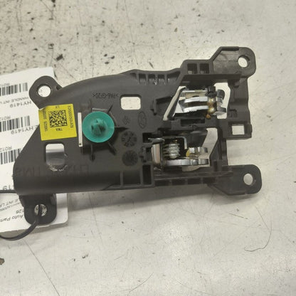 Hyundai Santa Fe Door Handle Left Driver Rear Interior Inside  2019 20