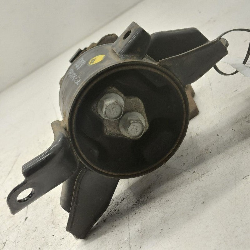 Hyundai Veloster Engine Motor Mount Left Driver  1.6 2017 2016 2015 20