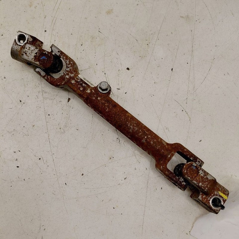 Chevy Trailblazer Lower Steering Column Shaft Knuckle U Joint  2023 20