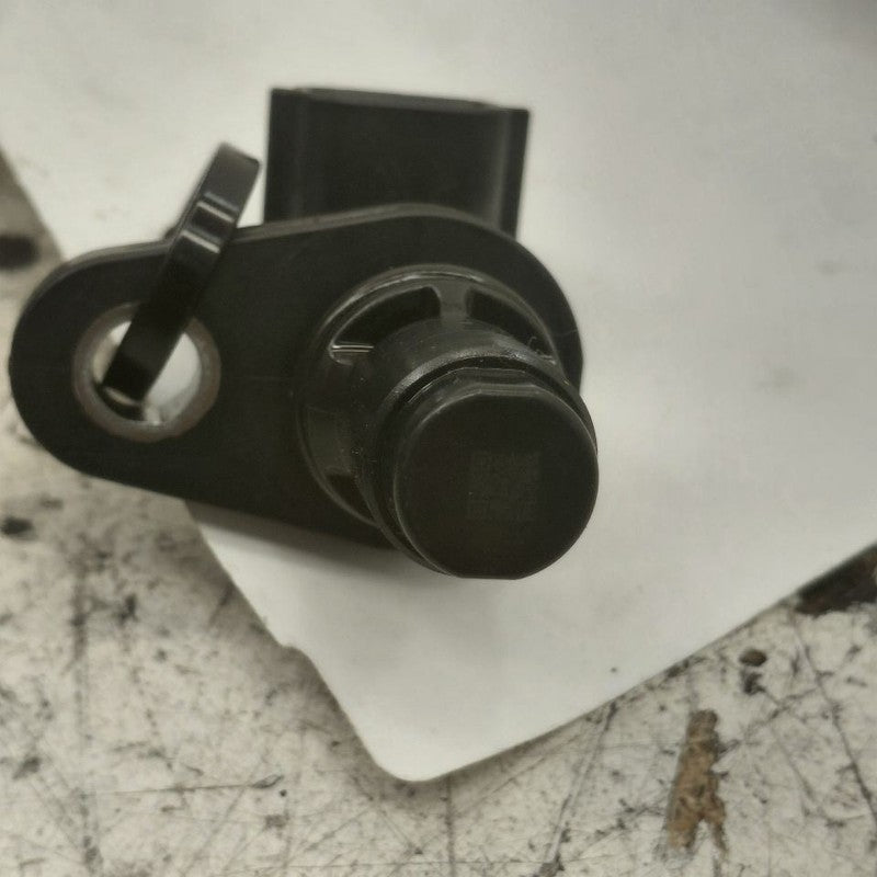 Nissan Rogue Camshaft Cam Shaft Position Sensor  2.5 2021 2022 2023