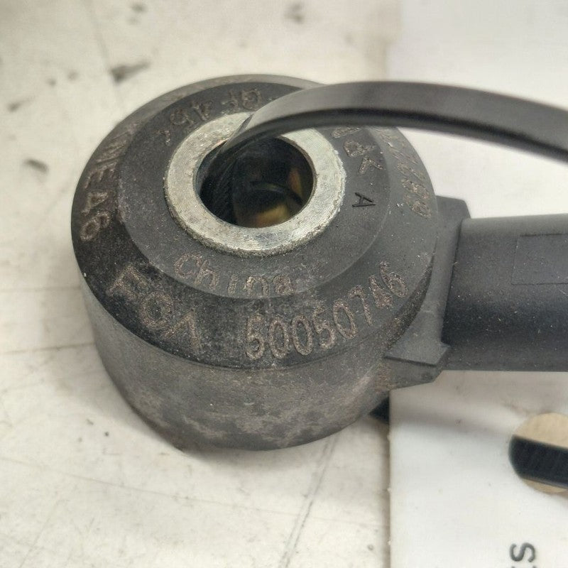 Alfa Romeo Stelvio Engine Knock Sensor  2.0 2018 2019 2020 2021