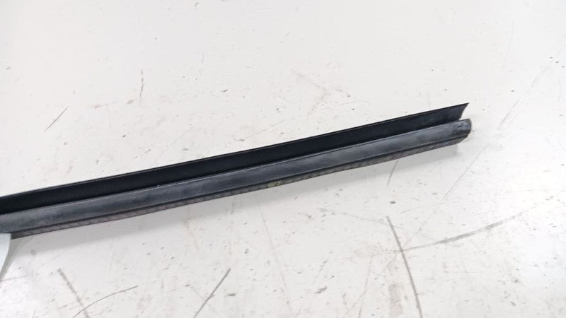Buick Lacrosse Right Front Weather Strip Interior 2013 2014 2015 2016 