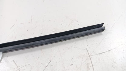 Buick Lacrosse Right Front Weather Strip Interior 2013 2014 2015 2016 
