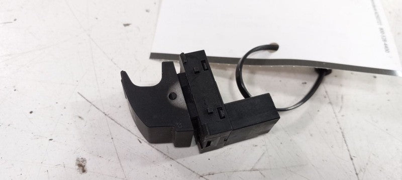 Volkswagen Rabbit Power Window Switch Right Passenger Front 2006 2007 