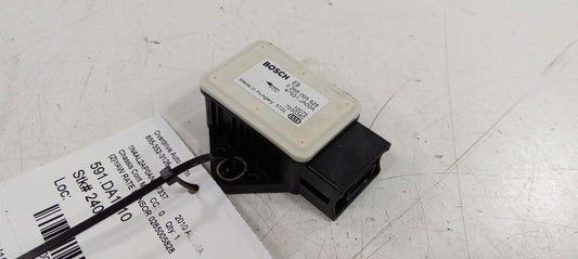 Nissan Altima ALTIMA  YAW RATE SENSOR 0265005828 2010 2009 2008 2007 O