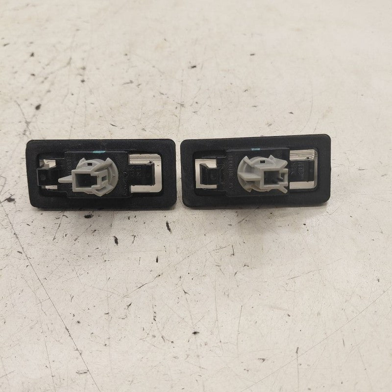 Nissan Versa Note License Plate Light Lamp  2019 2018 2017