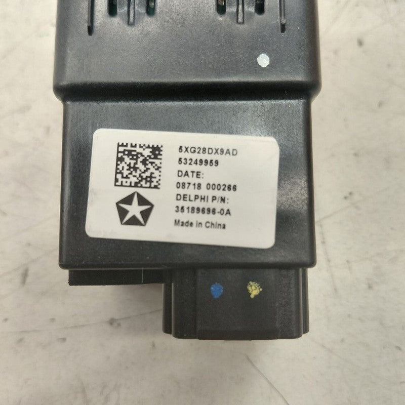 Jeep Cherokee USB Plug In Hub Port  2019 2020 2021