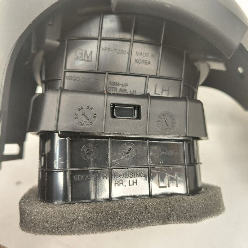 Chevy Trax Dash Air Vent Left Driver  2025 2024