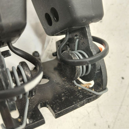 Volvo S60 Seat Belt Buckle Latch Right Passenger Rear Back  2018 2017 