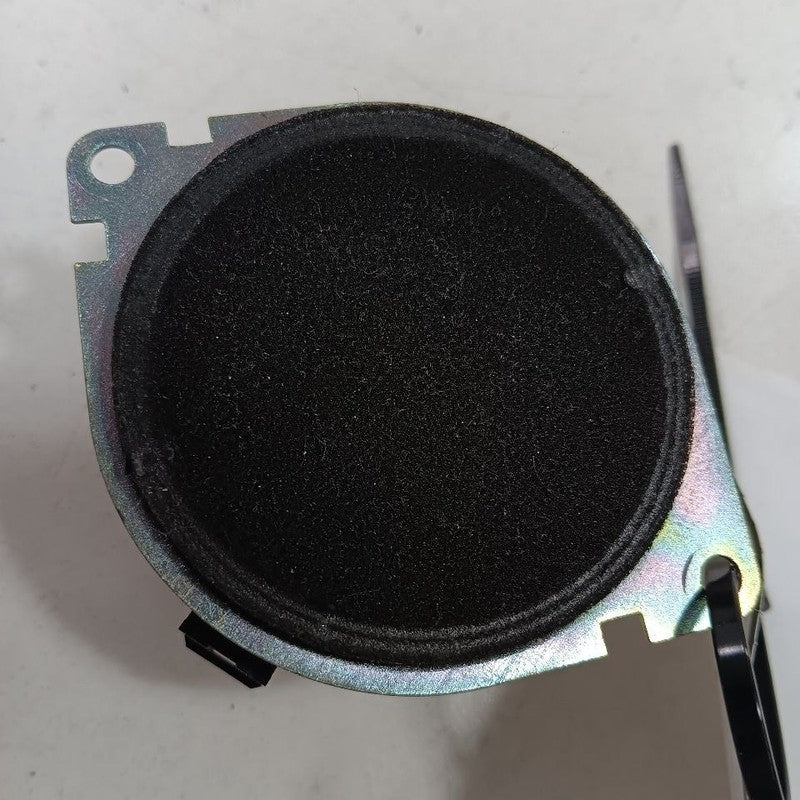 Grand Cherokee Speaker Right Passenger Rear  2017 2018 2019 2020 OEM